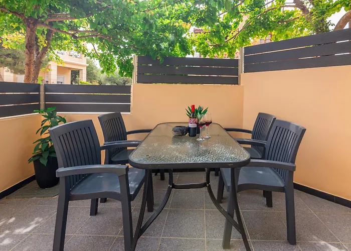 Lv Home: A Living Experience ! *