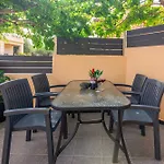 Lv Home: A Living Experience ! *