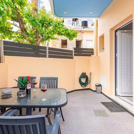 Lv Home: A Living Experience ! * Hersonissos (Crete)