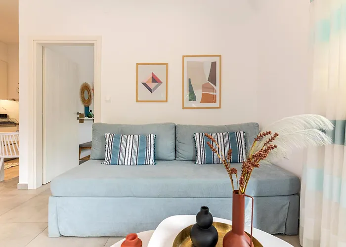 Lägenhet Lv Home: A Living Experience !