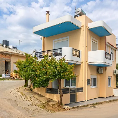 Lv Home: A Living Experience ! Apartment *