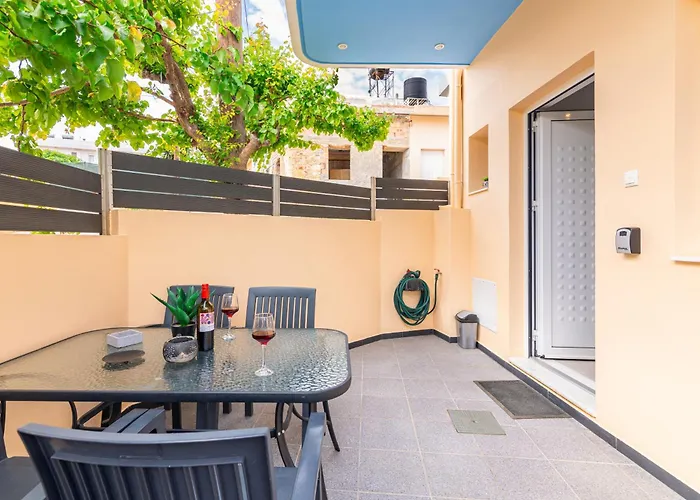 Lv Home: A Living Experience ! * Hersonissos (Crete)