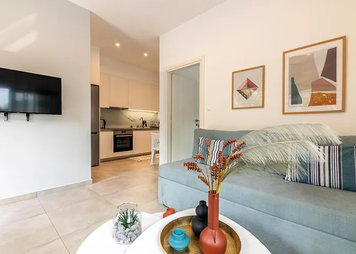 Lv Home: A Living Experience ! خيرسونِسوس